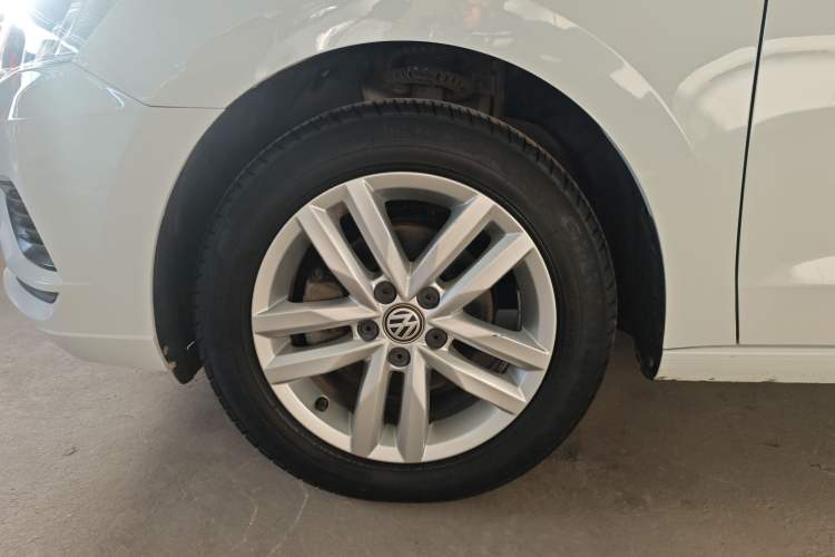 Used Volkswagen Jetta 2019 Dream Edition 1.4L Manual Fashion Version