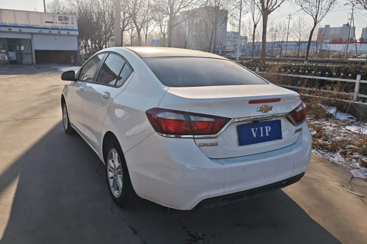 Used Chevrolet Cruze 2015 1.5L Manual Fashion Edition