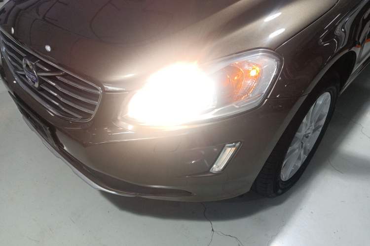 Used Volvo XC60 2015 T5 Smart Upgrade Model
