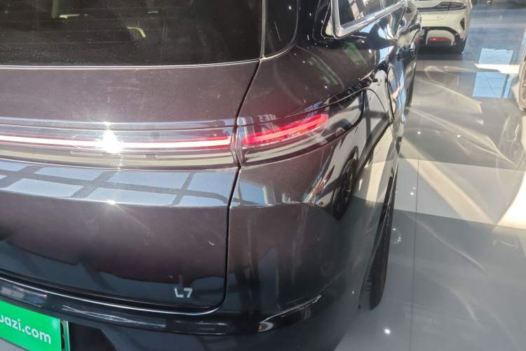 Used Li Auto L7 2023 Pro Model
