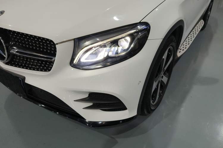 Used Mercedes-Benz GLC Coupe 2019 GLC 200 4MATIC Coupe SUV
