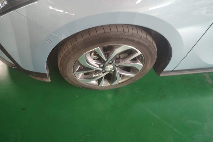 Used Buick Velite 6 2019 Connected & Smart
