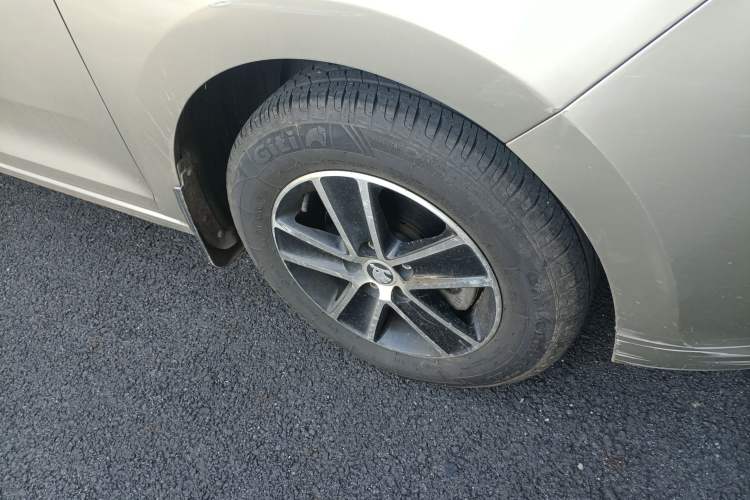 Used Skoda Rapid 2015 1.4L Manual Enjoyment Model
