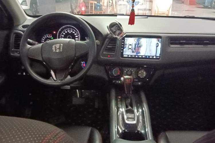Used Honda Vezel 2020 1.5L CVT Elite Edition
