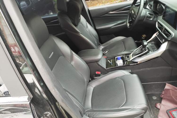 Used SAIC MAXUS G50 2022 1.5T Automatic Comfort Touring B
