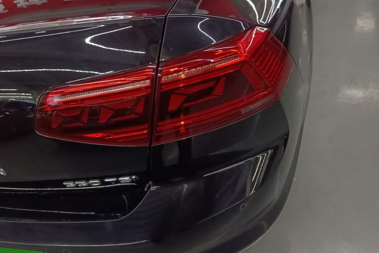 Used Volkswagen Magotan 2020 330TSI DSG Leading Model
