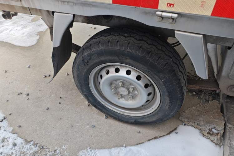 Used Jinbei Gold Card S3 2022 1.6L Crew Cab Double-Row Comfort Model 2.55m SWD16MS