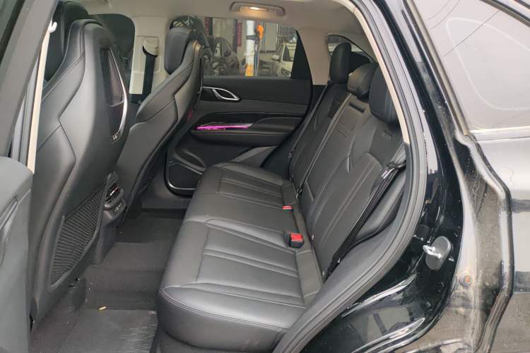 Used Hongqi HS3 2023 1.5T Two-Wheel Drive Shanwei Edition
