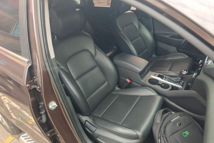 Used Hyundai Tucson 2015 1.6T Dual-Clutch Two-Wheel-Drive Smart Model
