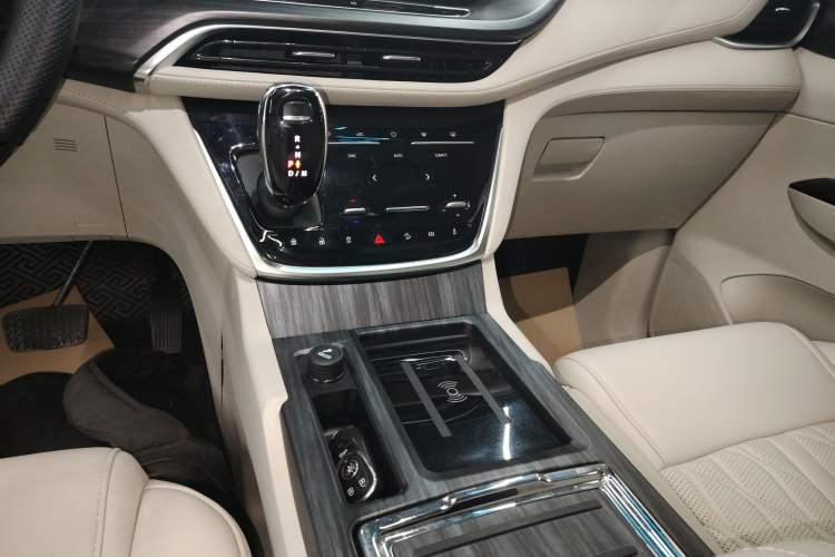 Used Buick GL8 2022 ES Landtrek 653T Comfort Edition
