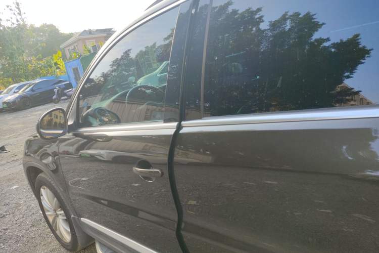 Used Volkswagen Tiguan 2013 2.0 TSI Automatic All-Wheel-Drive Flagship Edition
