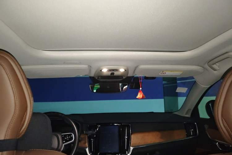 Used Volvo S90 2019 T5 Zhiyi Edition
