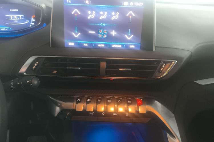 Used Peugeot 5008 2017 380THP 7-Seater Elite Edition