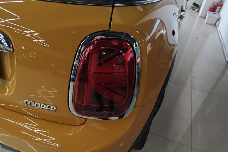 Used  MINI 2016 1.5T COOPER Five-Door Edition
