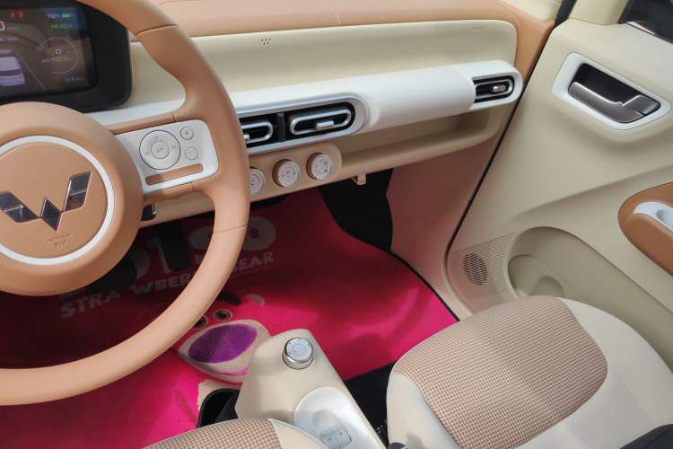 Used Wuling Hongguang MINIEV 2024 3rd Generation 215km Youth Edition