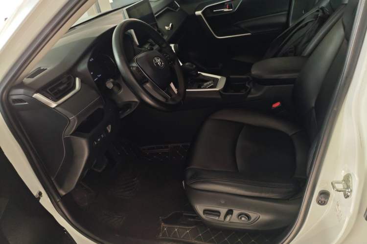 Used Toyota RAV4 2021 2.0L CVT Two-Wheel Drive Fashion Edition
