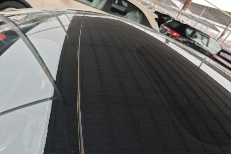 Used  E8 2024 550 km Range Rear-Drive MAX