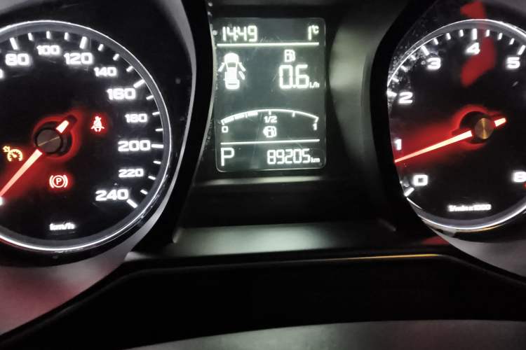 Used MG 6 2017 20T Automatic Luxury Smart Connect Version China V Standard
