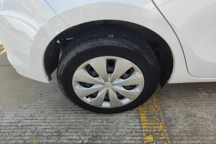 Used Toyota YARiS L Zhi Xian 2015 1.5E Automatic Charm Edition