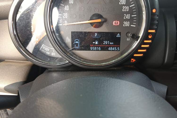 Used  MINI 2014 1.2T ONE
