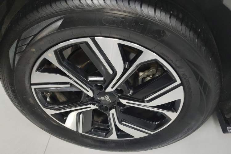 Used NETA U 2022 NETA U-Ⅱ 400 Lithium-Ion Battery