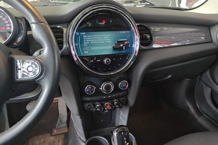 Used  MINI 2022 Updated 1.5T ONE Five-Door PLUS Edition
