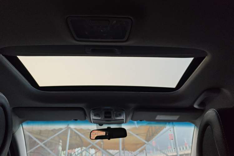 Used Hyundai Tucson 2015 1.6T Dual-Clutch Two-Wheel-Drive Smart Model
