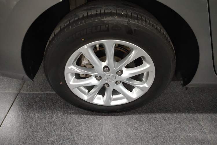 Used Buick GL6 2019 18T 6-Seater Elite Version China VI Standard
