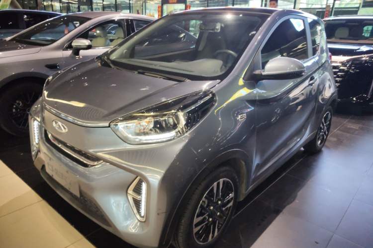 Used Chery Little Ant 2023 301km True Love Plus Version Lithium Iron Phosphate
