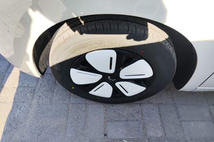 Used Wuling Hongguang MINIEV 2025 Four-Door Version Advanced Edition
