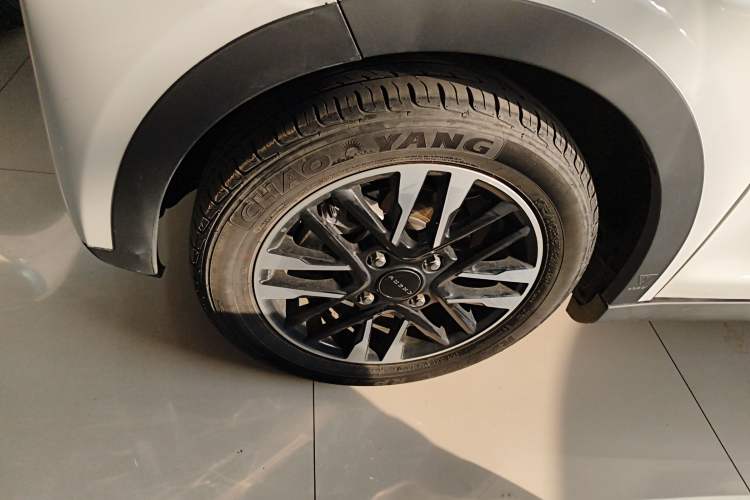 Used Chery Little Ant 2022 Sweet Pink Edition Half-Sugar Version Lithium Iron Phosphate 29.2 kWh 30 kW 301 km
