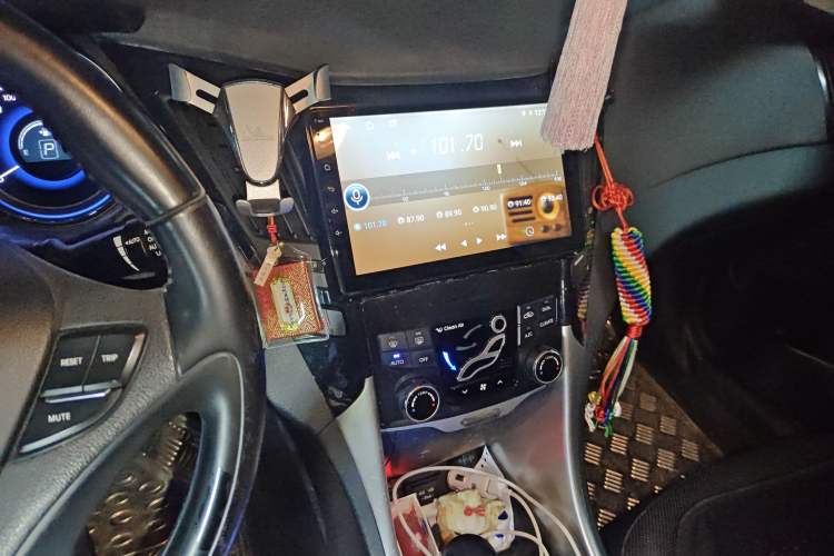 Used Hyundai Sonata 2013 2.4L Automatic Luxury Version China IV Standard