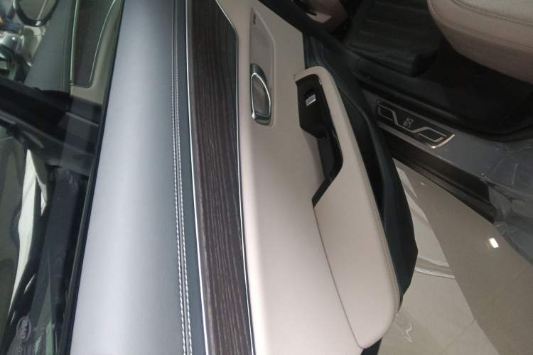 Used BYD Han 2025 DM-i 125KM LiDAR-Powered Intelligent Driving Model
