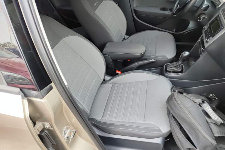 Used Volkswagen Polo 2014 1.6L Cross Polo Automatic
