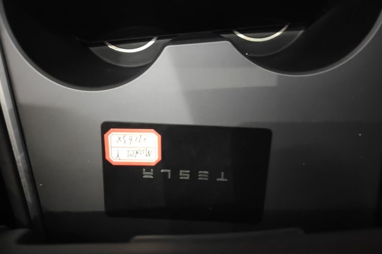 Used Tesla Model Y 2023 Rear-Wheel-Drive Version
