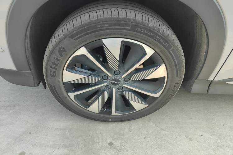 Used BYD Song PLUS New Energy 2025 DM-i Smart Drive 112KM Prestige Model
