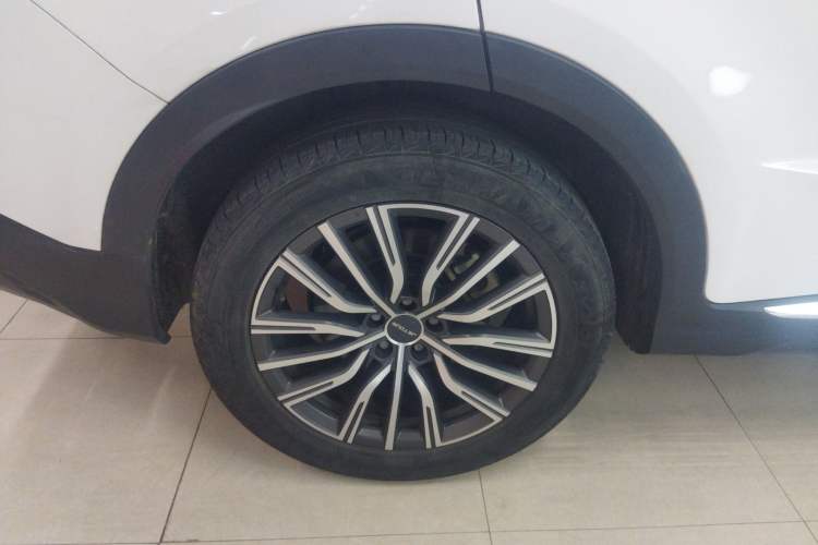 Used Jetour X70 PLUS 2023 1.5T DCT Brave PLUS 5-Seater
