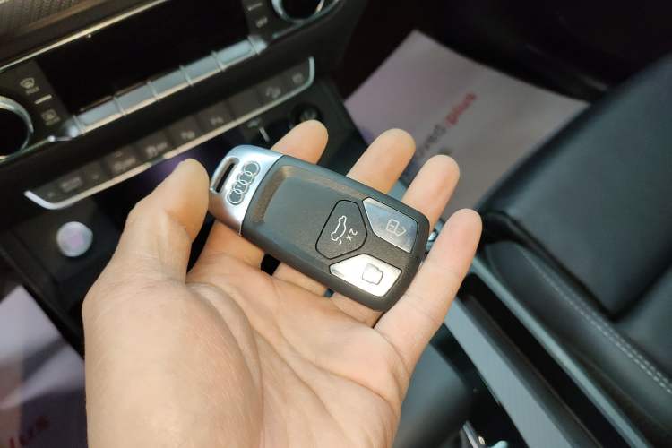 Used Audi Q5L 2022 40T Luxury Dynamic Model