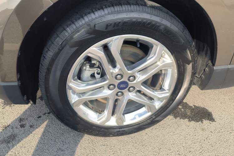 Used Ford Edge 2016 EcoBoost 245 Two-Wheel-Drive Titanium 7-Seater
