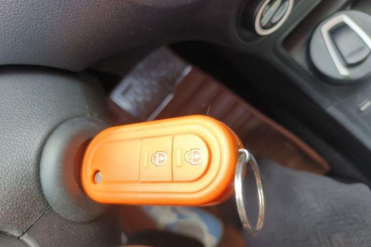 Used MG 3SW 2015 1.5L AMT Elite Model
