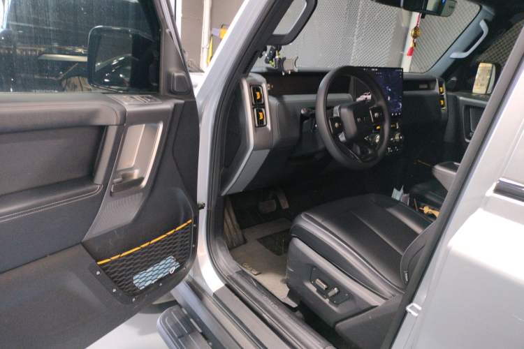 Used  V23 2025 501 Four-Wheel Drive Advanced Version