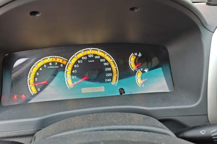 Used BYD F3 2014 1.5L manual Comfort trim level