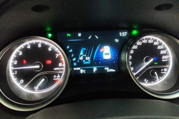 Used Toyota Camry 2021 2.0G Luxury Edition
