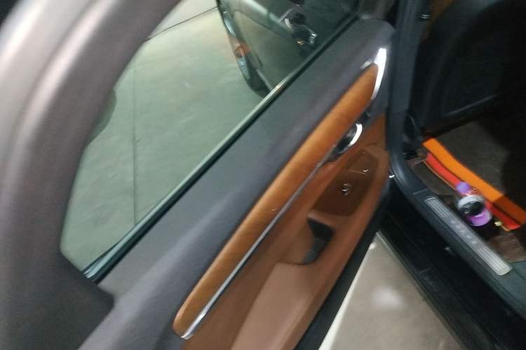 Used Volvo S90 2019 T5 Zhiyi Edition
