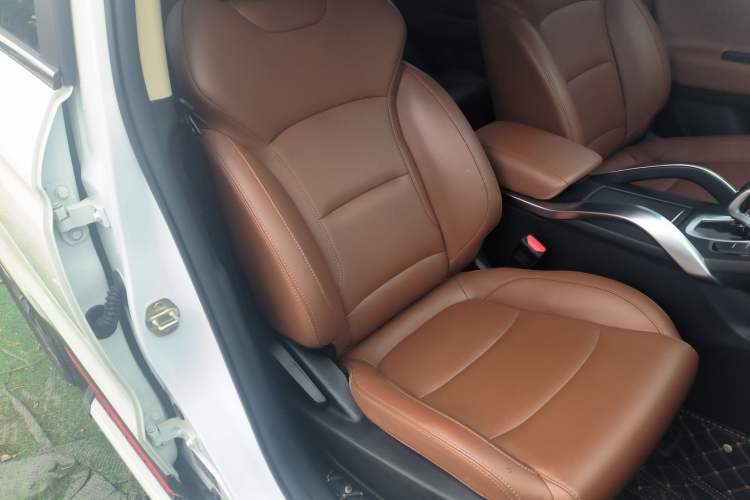 Used Geely Auto Emgrand X7 Sport 2021 1.8TD DCT Two-Wheel Drive Asian Games Edition
