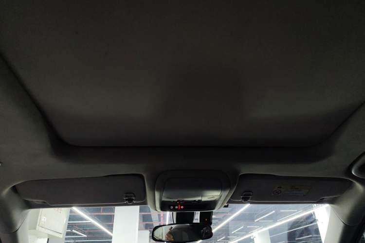 Used Chevrolet Equinox 2019 535T Automatic YuJie Edition China VI
