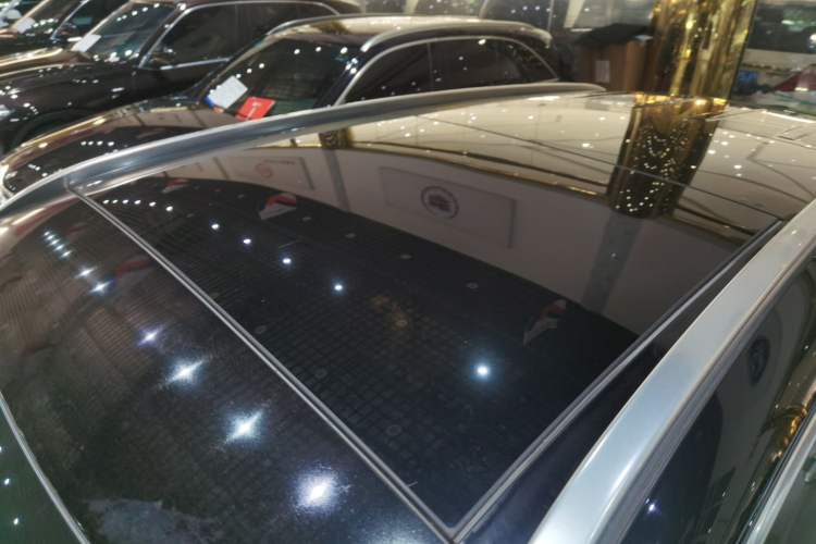 Used Mercedes-Benz GLC 2019 Facelift GLC 260 L 4MATIC Luxury Model