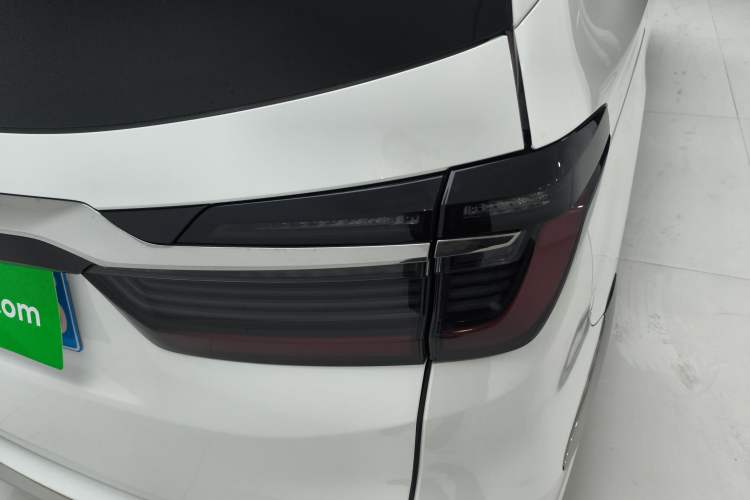 Used Honda Elysion 2022 2.0L eHEV Luxury First Edition
