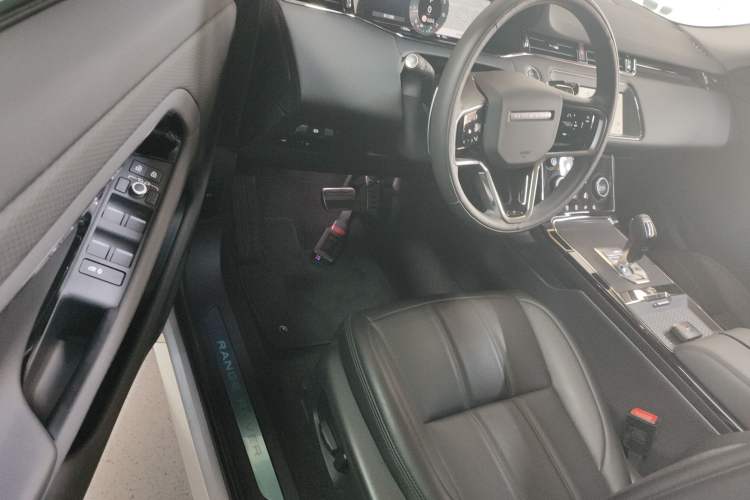 Used Land Rover Range Rover Evoque 2023 Aurora L 200PS Elite Edition
