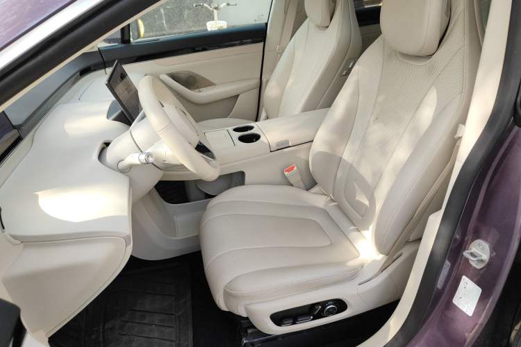 Used Hima Luxeed R7 2024 All-Electric 736 km Ultra
